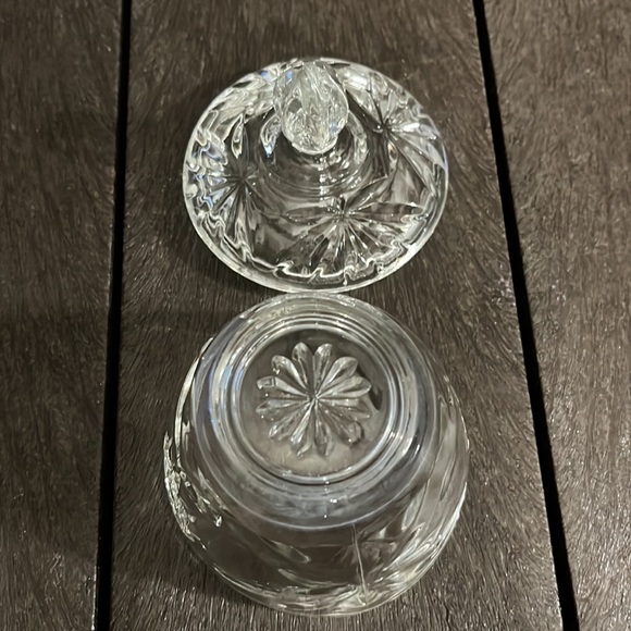 Vintage Glass Sugar Bowl - Picture 5 of 6